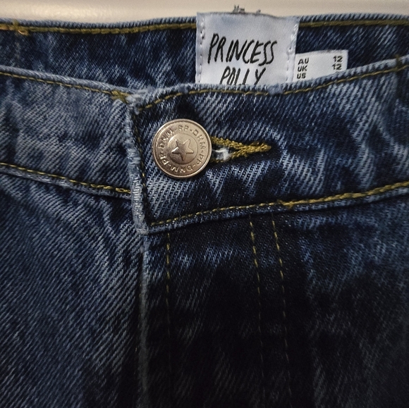 Princess Polly Blue Relaxed Jeans with Lived-In Look - Picture 3 of 13